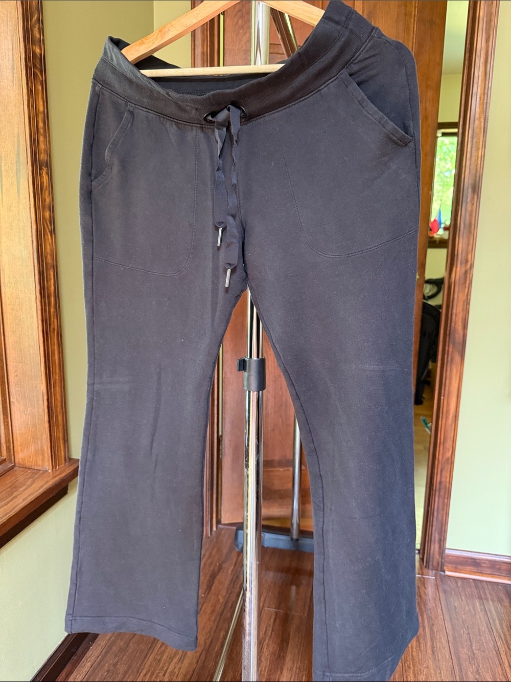 Athleta Black Pullover Sweatshirt